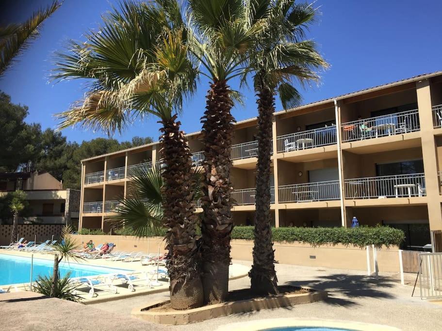 Les Appartements De La Marina ซานารี-ซูร์-แมร์ ภายนอก รูปภาพ