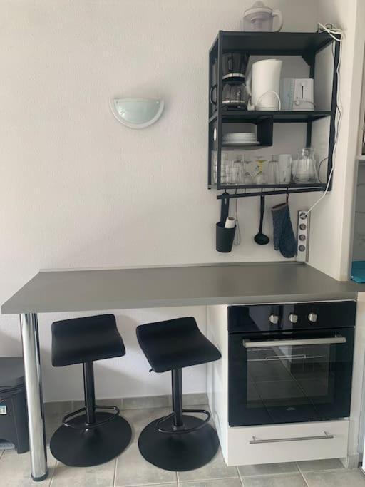Les Appartements De La Marina ซานารี-ซูร์-แมร์ ภายนอก รูปภาพ
