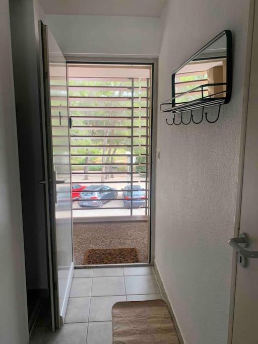 Les Appartements De La Marina ซานารี-ซูร์-แมร์ ภายนอก รูปภาพ