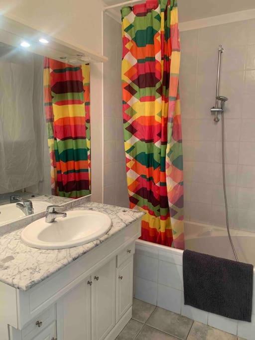 Les Appartements De La Marina ซานารี-ซูร์-แมร์ ภายนอก รูปภาพ