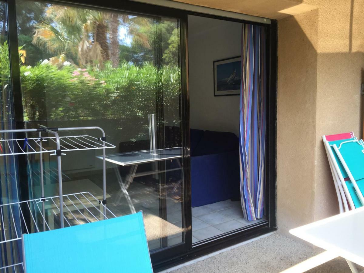 Les Appartements De La Marina ซานารี-ซูร์-แมร์ ภายนอก รูปภาพ